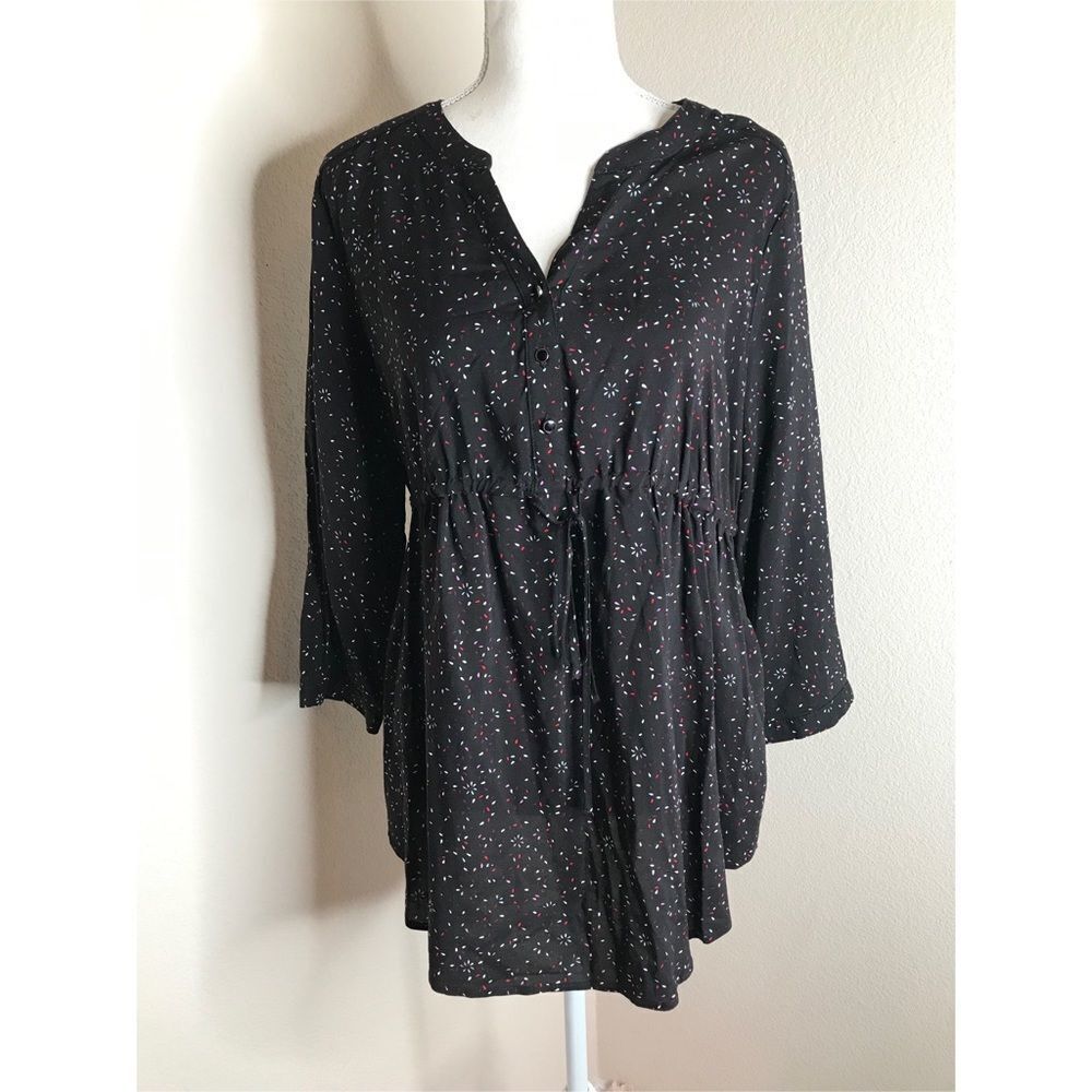 NWT motherhood maternity tie waistblouse
